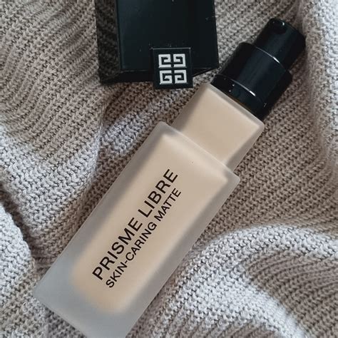 givenchy prisme libre matte foundation.